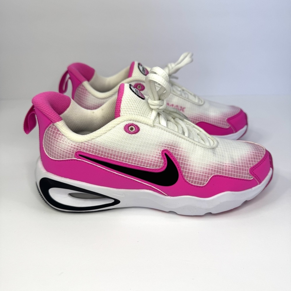 Nike Air Max Nova White Fuchsia Black  FN4446-101 - Size 4Y BNWOT